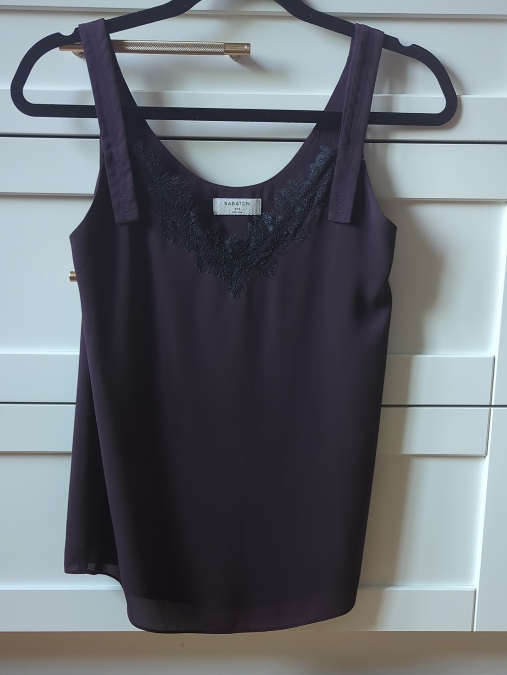 Babaton Plum Lace-Trim Tank Top XXS